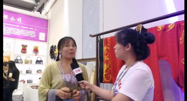 回放︱美女主持带你玩转文博会
