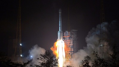 我国成功发射“亚太6C”通信卫星