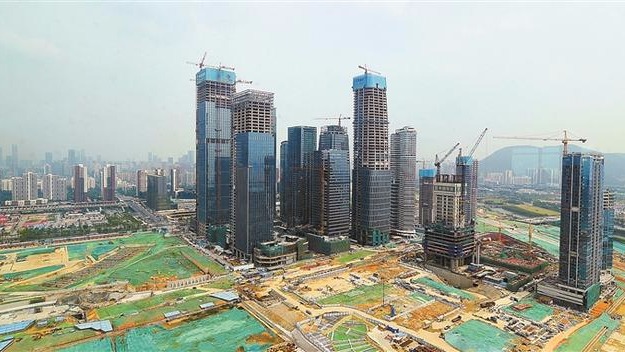 前海建设全面提速 多栋高楼进入内部装修阶段