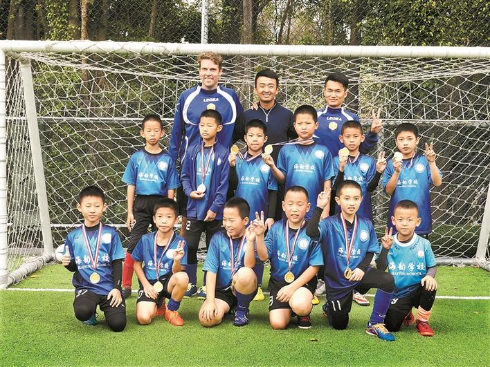 海韵学校首届九年级学生参加体育中考一鸣惊人 满分率超八成  
