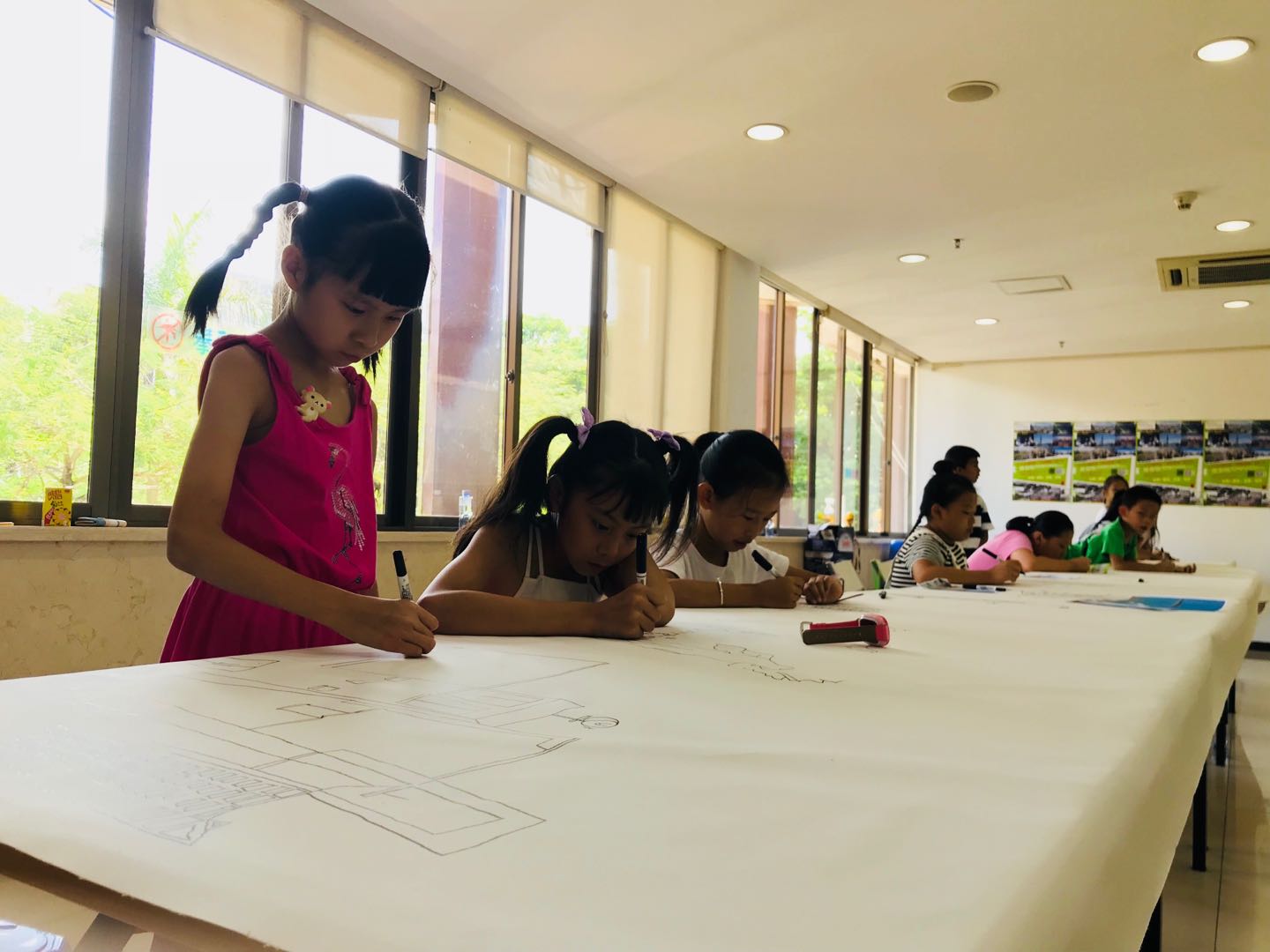 手绘大赛！孩子们快来画出你心中的深圳