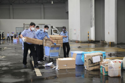 惠州公安销毁695公斤毒品 法官进校园宣传禁毒