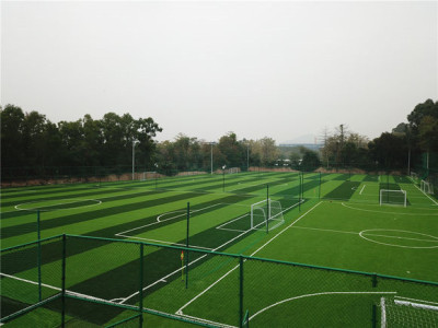 深圳市民又添踢球好去处！浩昇足球公园正式开园