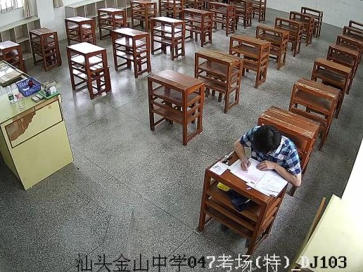 直击高考 | 这个只有一个人的考场，背后竟是这样暖心