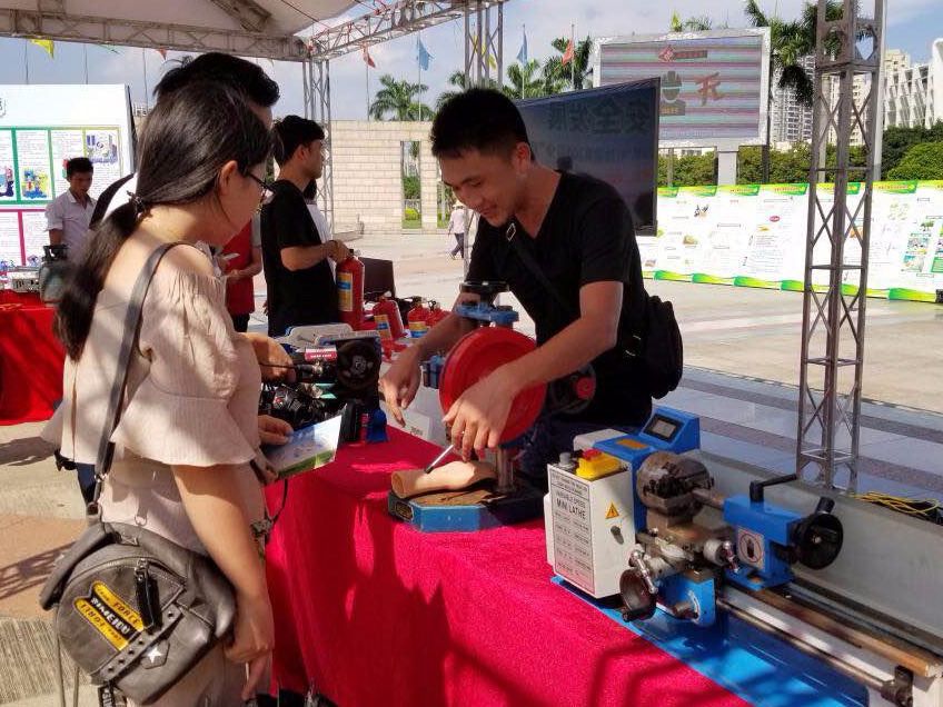 龙华区安全生产月“咨询日”，丰富“课堂”教市民“安全”！