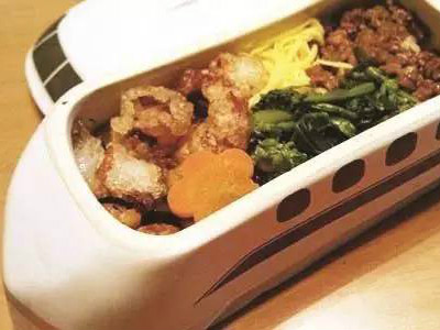 从今天起，深圳北站坐高铁可以网上订餐