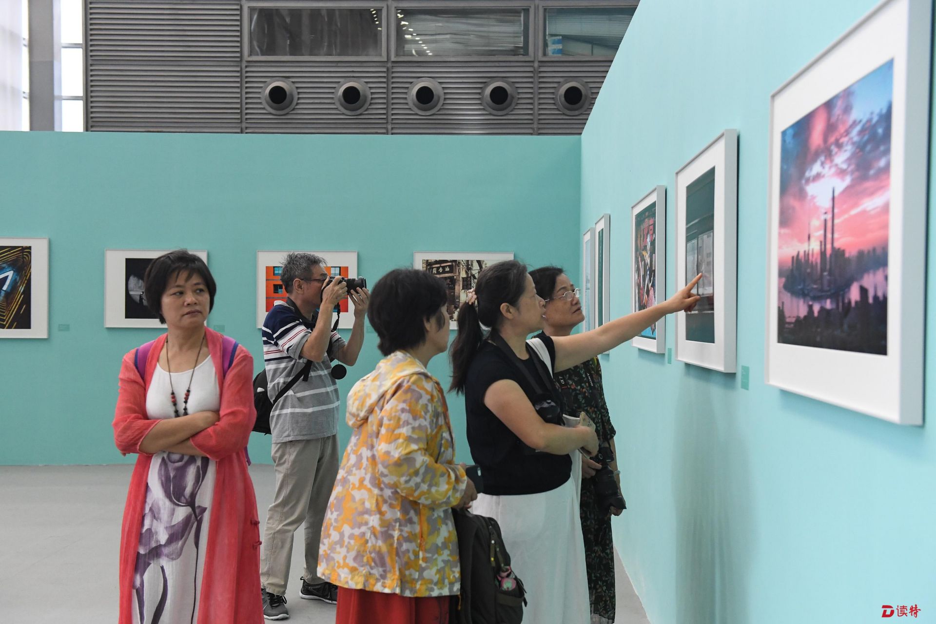 这些靓照都是手机拍摄的！深圳国际摄影展科技元素杠杠滴