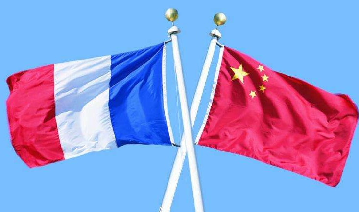 习近平会见法国总理菲利普