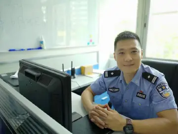 吴雄毅：智勇双全扬正义