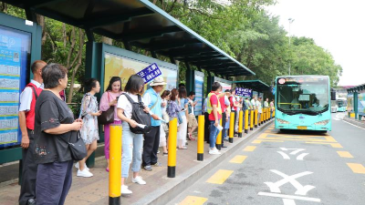“大鹏快乐行”假日公交专线，从市区到海边仅需50分钟