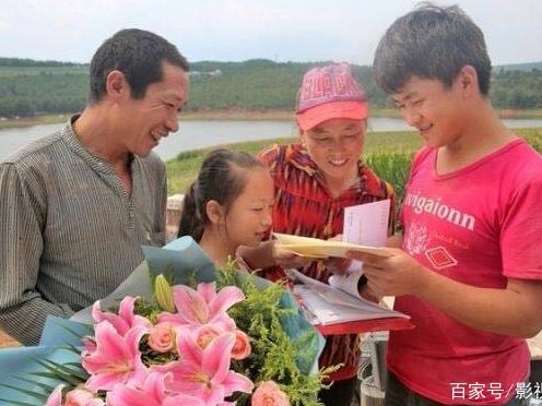 “拌砂浆收北大通知书”云南小伙:《平凡的世界》激励我