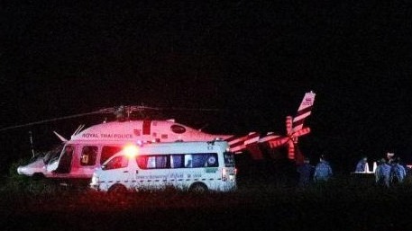 泰国被困足球队已有8人获救 拟今日救出剩余5人 