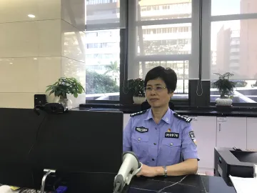 刘璐萍：爱岗敬业的窗口“孺子牛”