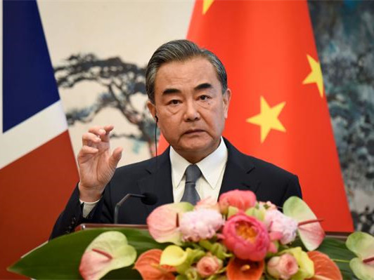 王毅:单边主义和经济霸权不可接受,威胁施压只会适得其反
