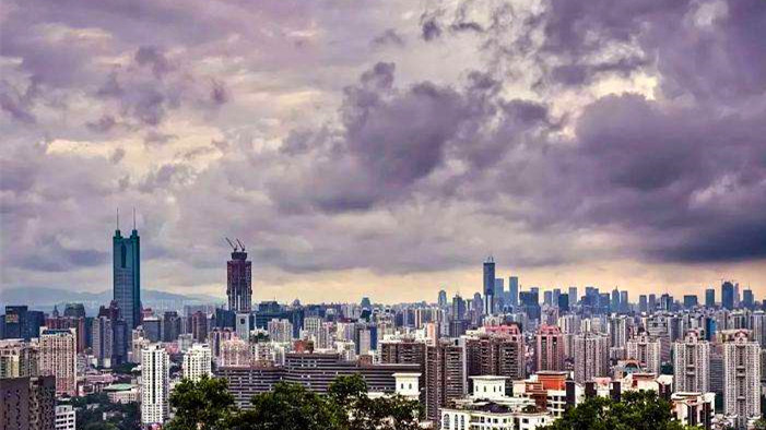 深圳发布灰霾黄色分区预警，未来两天部分时间有轻雾或霾