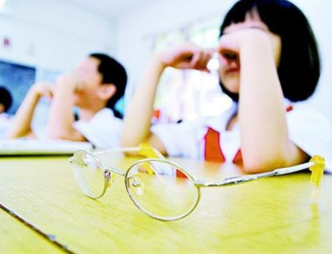 呵护孩子眼睛动真格了！这份文件你一定得看