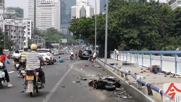 广西发生恶性伤人案，嫌犯先杀女友及亲属4人再杀路人泄愤 已致6死12伤