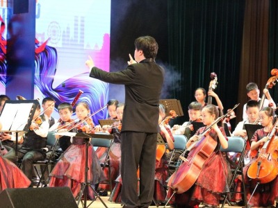 宝安青少年宫管弦乐团在中国青少年宫文化艺术节上夺金！