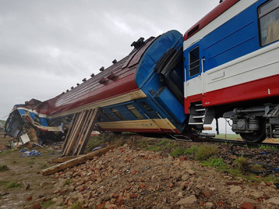 蒙古国列车脱轨致9伤 交通部部长等人职务被解除 
