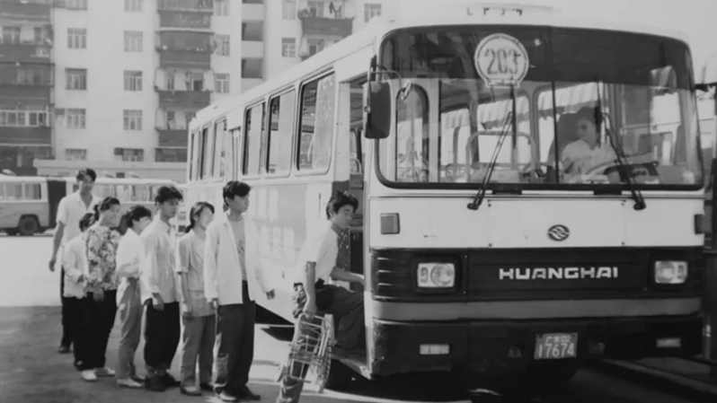 这些公交车你坐过吗？