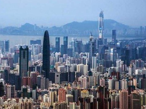 深圳市委召开各民主党派负责人暑期恳谈会