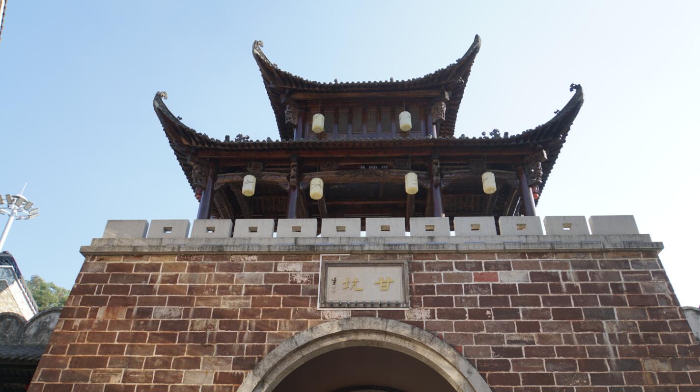  华侨城文化旅游节开启，甘坑客家小镇开发