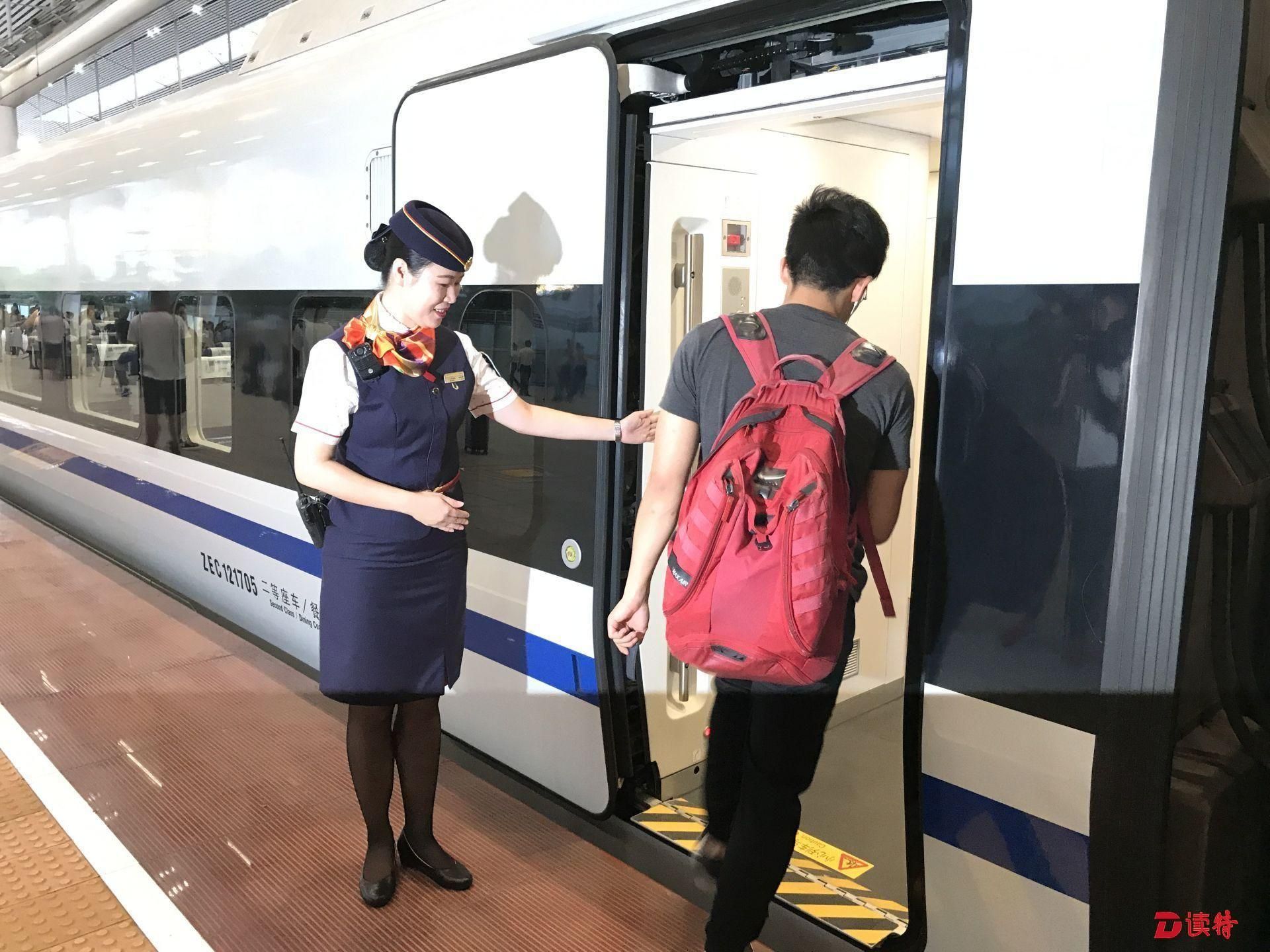 铁路乘务员,成都客运段乘务员,高铁乘务员图片(第11页)_大山谷图库