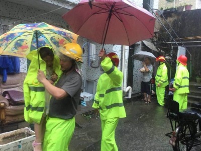 坪山街道全力防御台风，确保人民群众生命财产安全