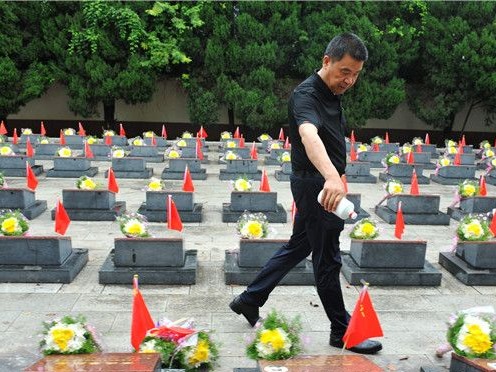 32年兑现战场生死承诺 老兵朱豫刚今获“中国好人”殊荣