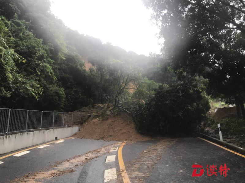 司机注意！大鹏这条路已发生2次塌方，道路封闭