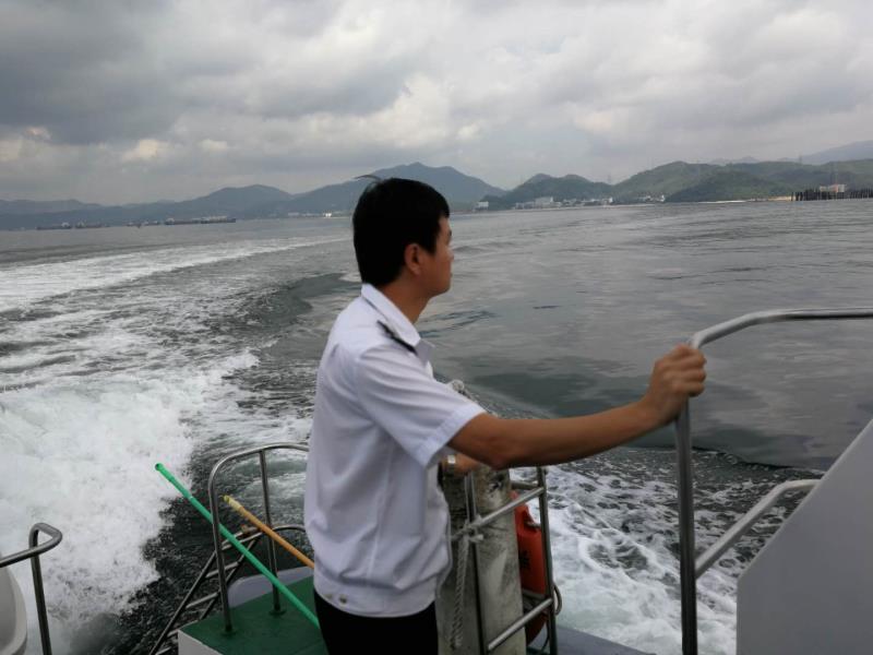 100个小时坚守换来盐田海域的安宁
