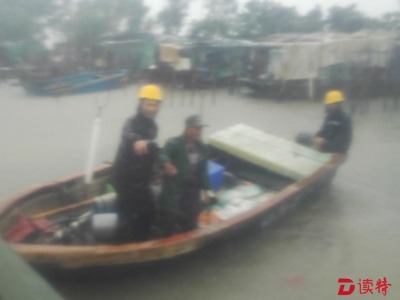 “山竹”袭来 新乐社区大风暴雨中救下两老人