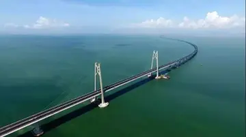 新闻路上说说说丨港珠澳大桥通车，深圳拟规划支线