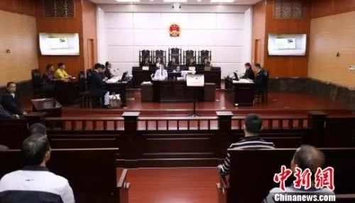 “章公祖师”肉身坐佛跨国追索再开庭：被告承认属中国 