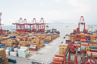 数字化助力 深圳港集装箱吞吐量年内有望突破2600万标准箱
