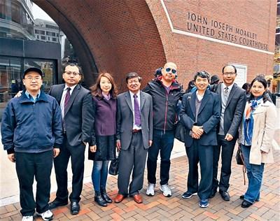 亚裔学生申请名校门坎高 华人高度关注哈佛诉讼案