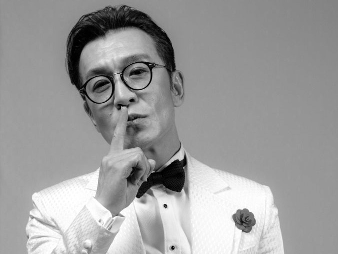 特评｜告别接地气的李咏，难以云淡风轻