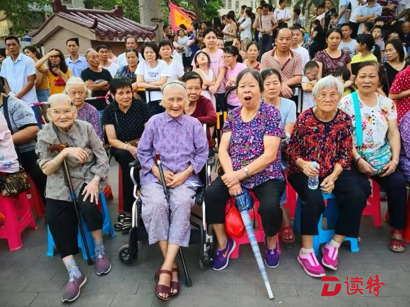 舞麒麟！10支麒麟队南湾竞技庆国庆  
