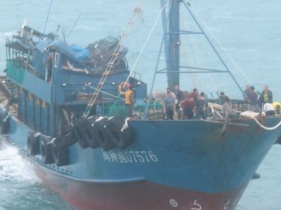 福建籍渔船惠州遇险，15名渔民全部成功获救