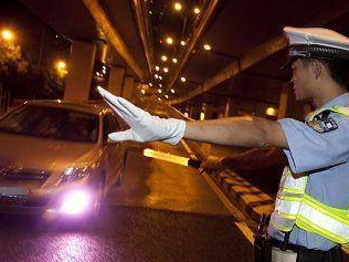读特警视｜48小时不间断整治 深圳交警查处违法5万余宗