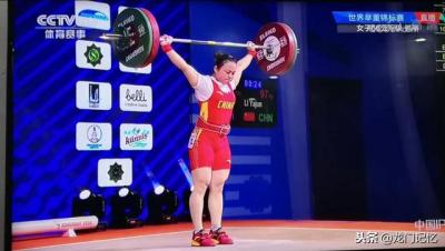 广东姑娘黎雅君获2018世锦赛女子举重55公斤级别亚军！