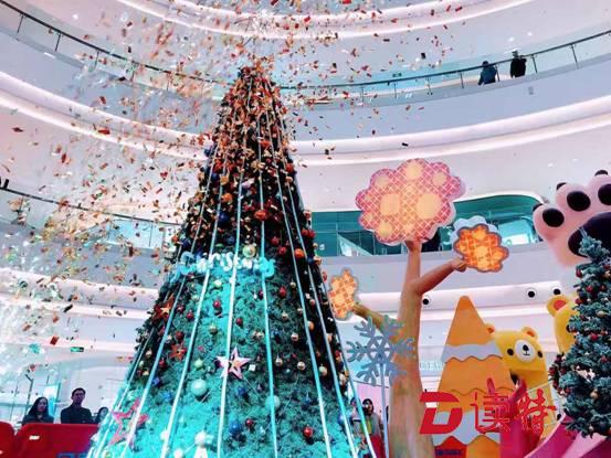 圣诞亮灯，宝能商业新年欢乐购物季浪漫启动