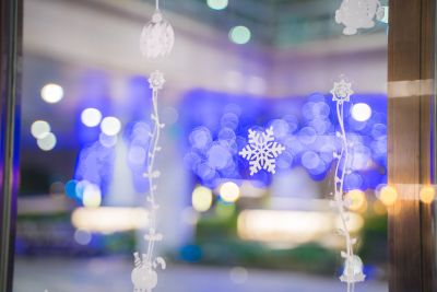 共享温馨时刻 深圳机场凯悦酒店首次举办圣诞亮灯仪式
