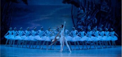 看黑天鹅32个“挥鞭转”！俄罗斯芭蕾国家剧院《天鹅湖》来深圳啦