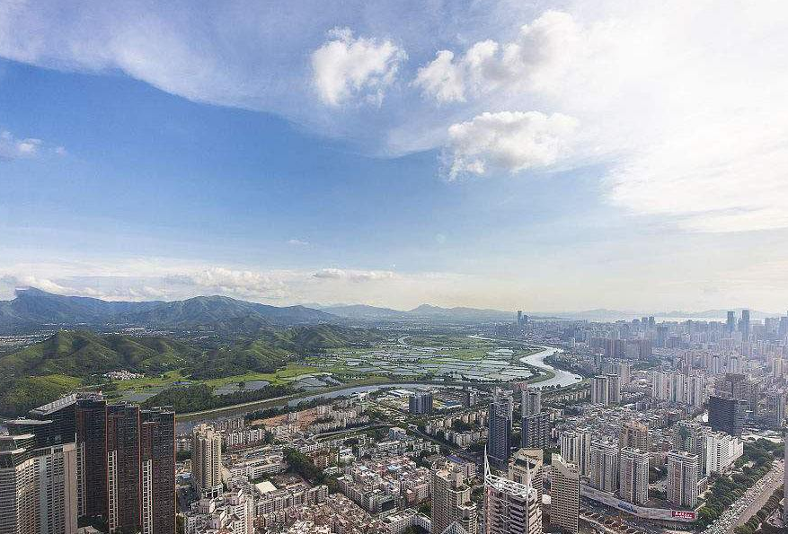 未来两天深圳早晚有轻雾，出行请注意安全