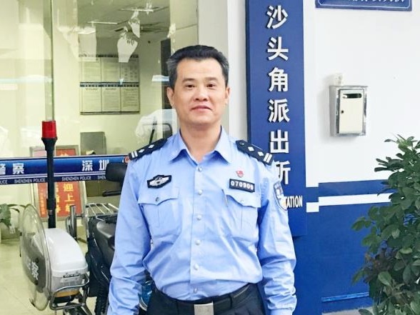 每日警星︱张锦如：中英街社区的守护者