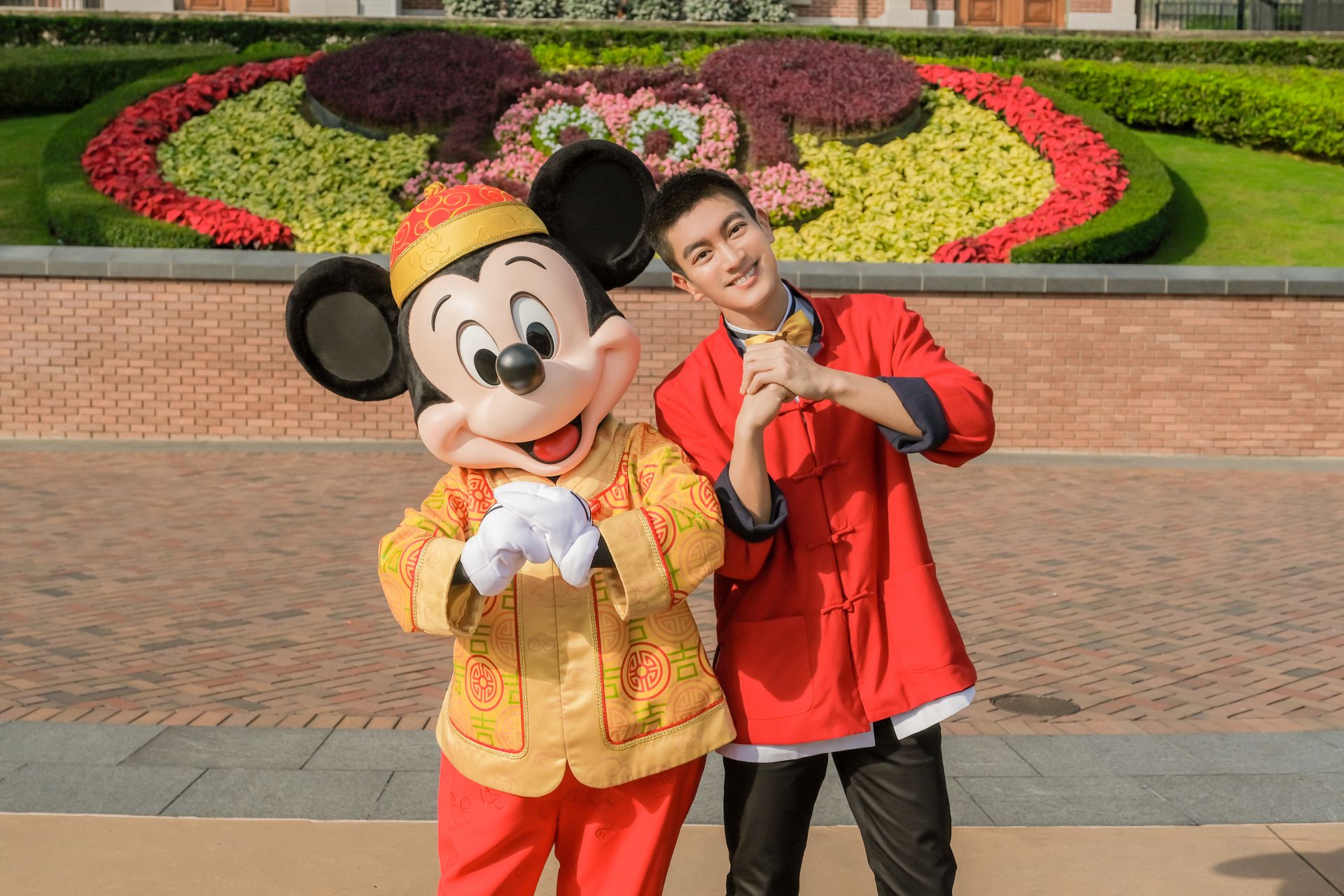 香港迪士尼乐园推出新年奇妙家之旅