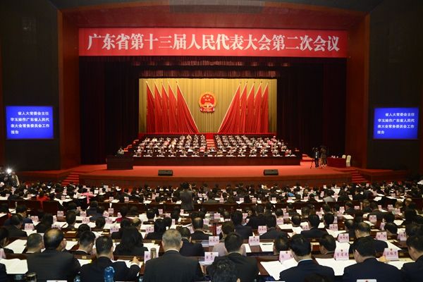 广东省人大常委会回应校园安全问题，今年将就学校安全立法