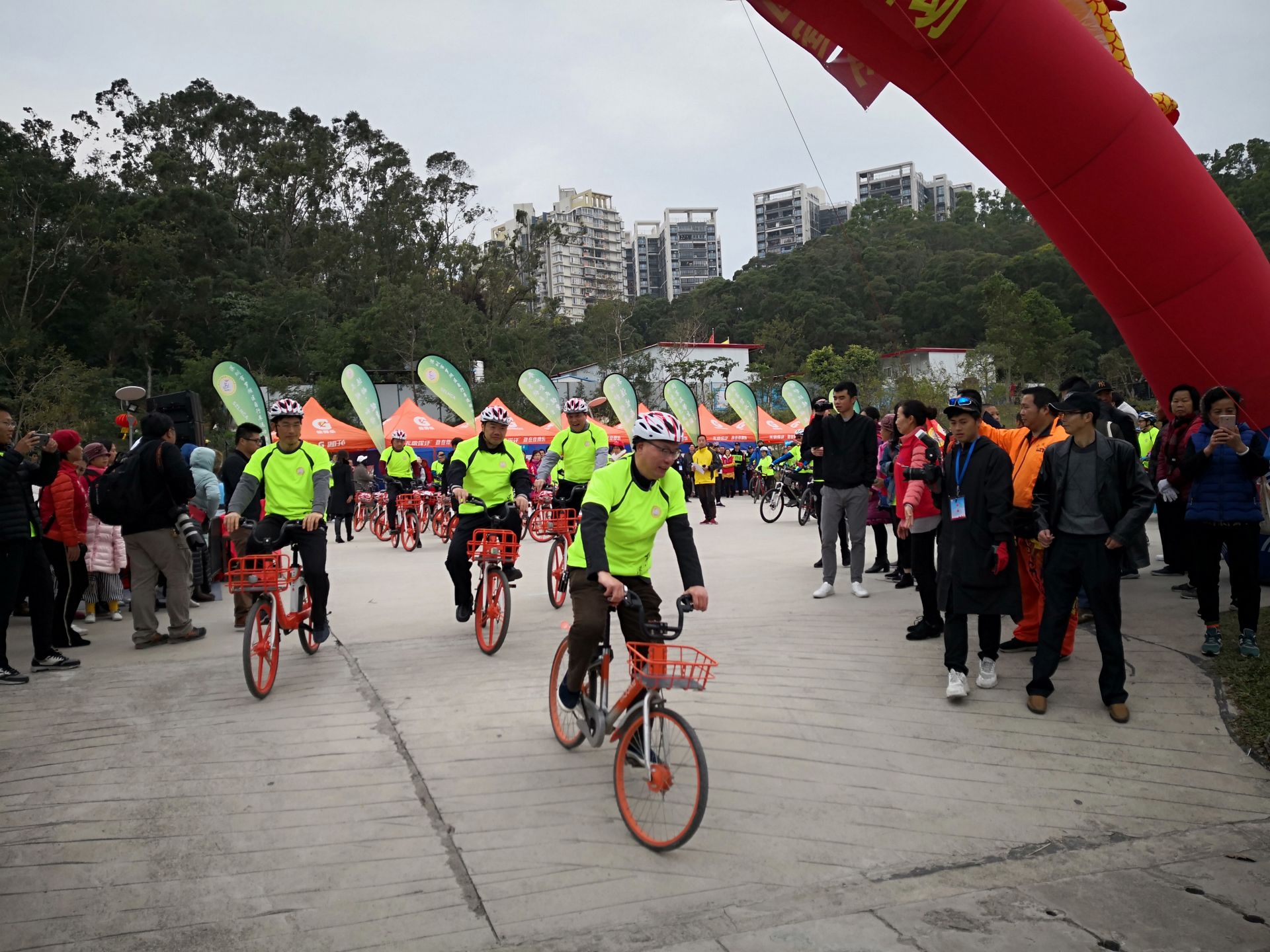 新年“首骑”倡环保！东湖街道第三届元旦骑行活动举行