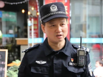 每日警星 | 邓海港：细致入微揪出诈骗团伙